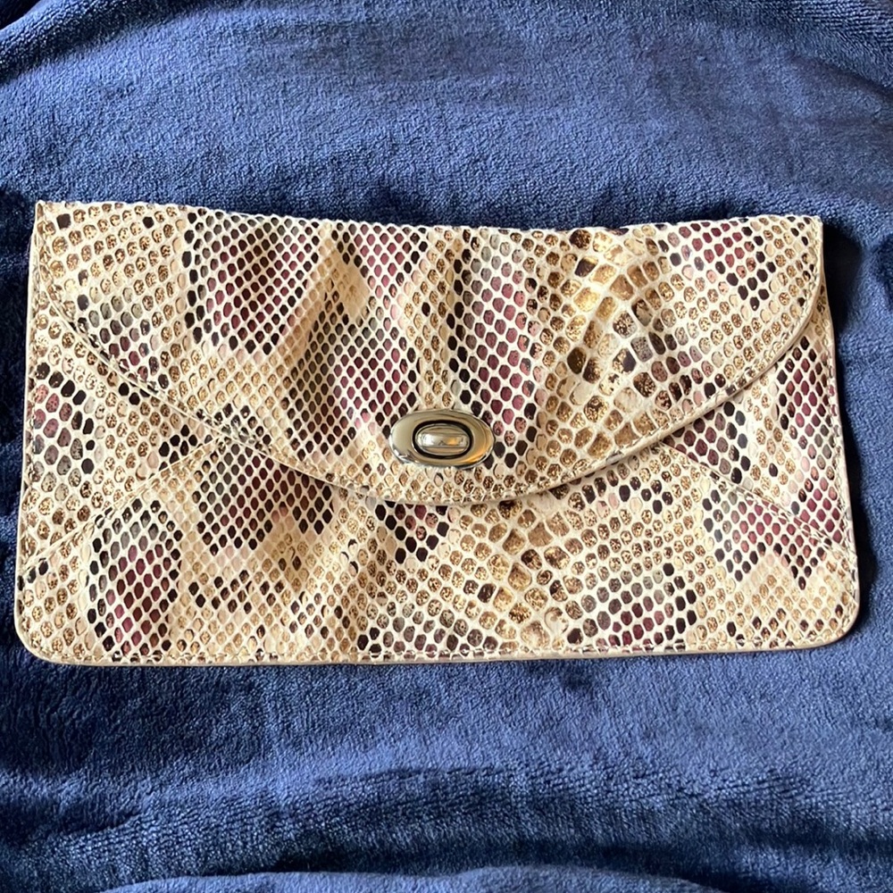Sorial Snakeskin Clutch‎